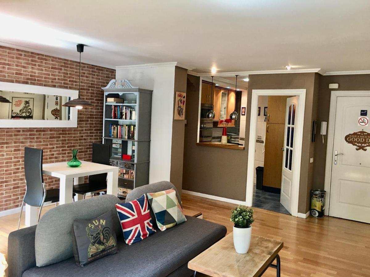 Apartamento Estilo Vintage Centrico Y Garage Incluido 洛格罗尼奥 外观 照片